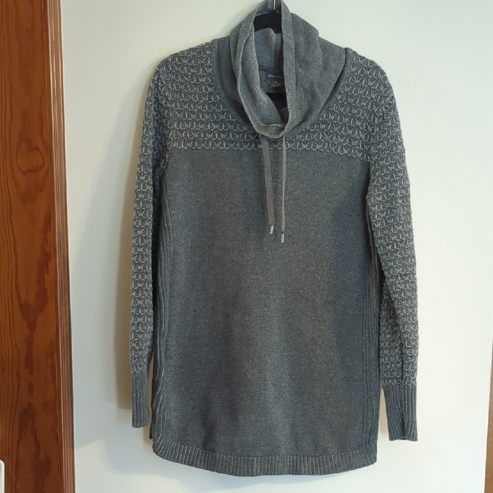 Eddie Bauer Gray Turtleneck Sweater with Intricate Knit